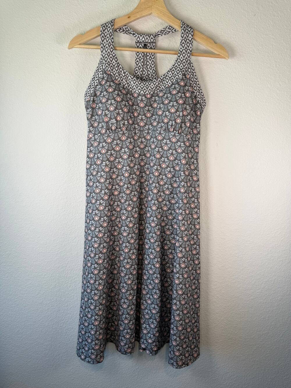 prAna Cali Dress Aztec Charcoal Gray Geometric Racerback Built In Bra Womens S